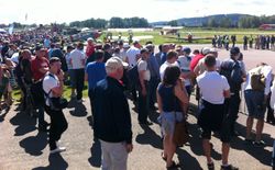 Flydagen på Kjeller 2016. Like før fly har lavpassering.