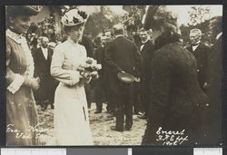 På Stange stasjon. Foto: Ukjent / Nasjonalbiblioteket