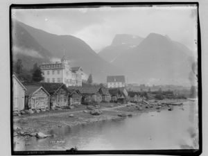 Fra Olden - NB MS G4 0030.jpg