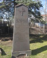 Biskop Frederik Julius Bechs gravminne på Gamlebyen gravlund . Bech kronet kong Karl Johan til norsk konge i 1818. Foto: Stig Rune Pedersen