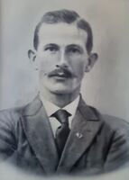 Baker Fredrik Moe (1887–1947).