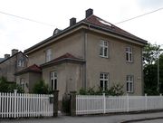 Murhus på hjørnet av J.N. Jacobsensgate og Kongens gate. Foto: Siri Johannessen (2016).