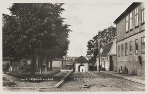 Fredrikstad, Færgeportgaten i Gamlebyen - no-nb digifoto 20140523 00076 bldsa PK13178.jpg