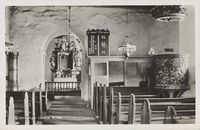 Kirkeskipet og koret i 1920-30-årene. Foto: Anton Olsen