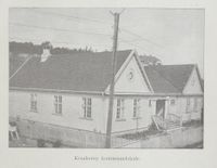 147. Fredrikstad, Kråkerøy kommunehus No-nb digibok 2012101907001 0195 1.jpg