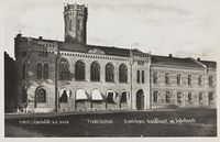 Rådhuset og sykehuset 1915-1930.