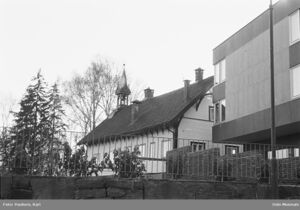 Frognæs uthus og ambassade.jpg