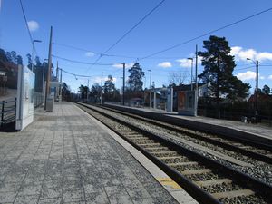 Furulund holdeplass Oslo 2015.jpg