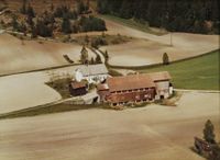 274. Gård - Fiskum WF349.jpg