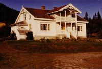 105. Gårder på Fiskum (oeb-195410a).jpg