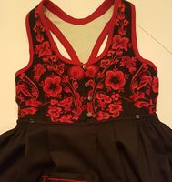 Vest-Telemark-bunad. Gamalt liv restaurert og montert på ny stakk. Bunadtilvirker Ragnhild Gjelstad Morgedal, Kviteseid. Foto: Tarjei Gjelstad, 2017.