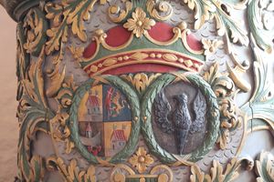 Gamle Glemmen kirke prekestol 03.JPG