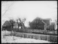 266. Gamle Kr.a gaarde paa Kryds & tvers - no-nb digifoto 20160125 00130 NB NS 000318Z.jpg