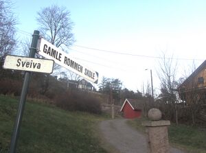 Gamle Rommen skole Oslo oppkjørsel 2011.jpg