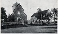 Foto av kirkene fra boka Gamle norske kirker av Wladimir Moe, utgitt 1922.