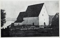 Bilde av kirke fra boka Gamle norske kirker av Wladimir Moe, utgitt 1922.