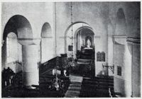Interiør, foto fra Wladimir Moes bok Gamle norske kirker, utgitt 1922.