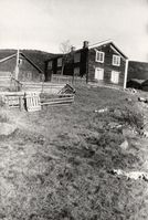 14. Gardmo Nordigard, Oppland - Riksantikvaren-T124 01 0146.jpg