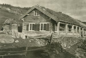 Gardsjord, Telemark - Riksantikvaren-T178 01 0095.jpg