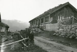 Gardsjord, Telemark - Riksantikvaren-T178 01 0102.jpg