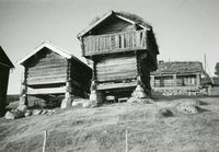 60. Gardsjord, Telemark - Riksantikvaren-T178 01 0104.jpg