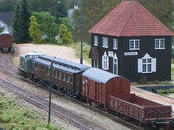 Gaukås stasjon på Arendal Modelljernbaneklubbs bane 2007.