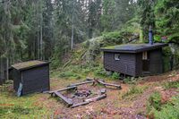 Ikke langt unna Granerud ligger Q-hytta som ble brukt av Milorg under 2. verdenskrig. Foto: Leif-Harald Ruud (2015)