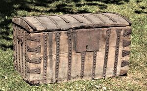 Gavekiste fra 1500-tallet, Ås kirke.jpg