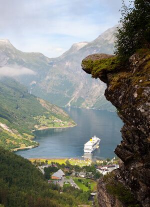 Geiranger-Flydalsjuvet.jpg