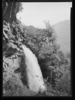 58. Geiranger - Storseterfossen - no-nb digifoto 20150223 00064 NB MIT FNR 16657 B.jpg