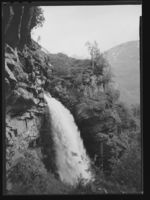 55. Geiranger - Storseterfossen - no-nb digifoto 20150223 00072 NB MIT FNR 16657 A.jpg