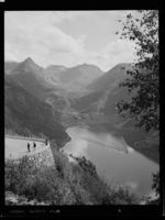 41. Geiranger - no-nb digifoto 20150121 00048 NB MIT FNR 19661.jpg
