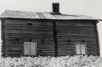 7. Giristua, Gillerholtmoen, Hedmark - Riksantikvaren-T110 01 0094.jpg