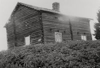 9. Giristua, Gillerholtmoen, Hedmark - Riksantikvaren-T110 01 0097.jpg