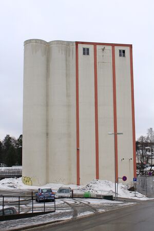 Gjøvik kornsilo 2014.jpg