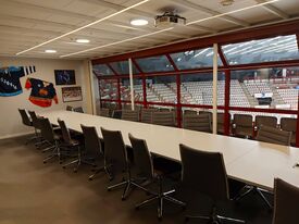 Fra en av de tre VIP-rommene. Foto: Pål Giørtz (2023).