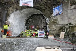 Gjennombruddet i den nye Ulrikstunnelen 29. august 2017. Foto: Nina Aldin Thune (2017).