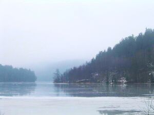 Gjersjoen fra Gamle Mossevei SJO.JPG