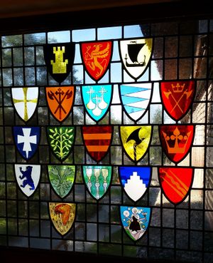 Glasskunst med norske fylkesvåpen (18306286640).jpg