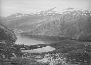 Glomfjord - no-nb digifoto 20150218 00017 NB MIT FNR 17140.jpg