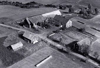 Gnr. 11 Øverby i Vestre Toten.jpg