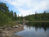 Grølla med Grølladammen i bakgrunnen.