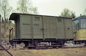 Graakalbanens godsvogn.jpg