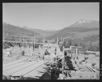 8. Gratangen, Det nye hotellet - no-nb digifoto 20151125 00030 NB MIT FNR 08996.jpg