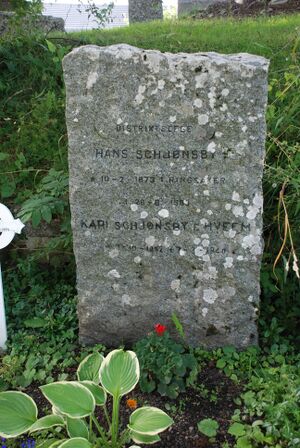 Grav Hoff Schjønsby.jpg
