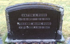 Grav Hurdal Ruud.jpg