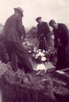 7. Gravferd Peter B. Halle (1872-1952) 9.jpg