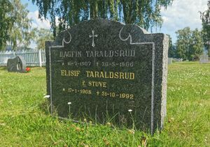 Gravminnet til Dagfin og Elisif Taraldsrud på Biri kirkegard. Foto: 2025 .