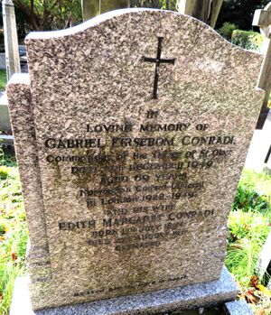 Gravminne Gabriel Kirsebom Conradi Highgate London.JPG