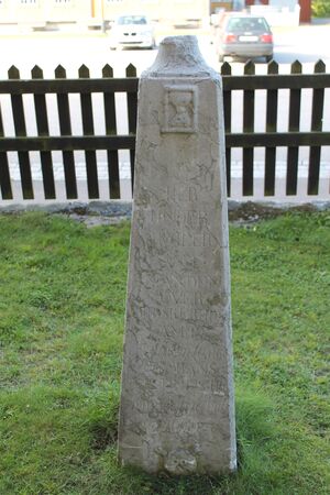 Gravminne Kongsberg Herman Lange og Anna Elisabeth Meyer.JPG